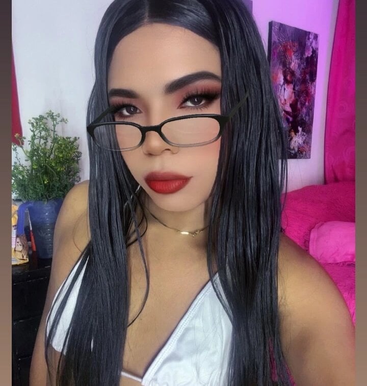 Alexandra_Girl01