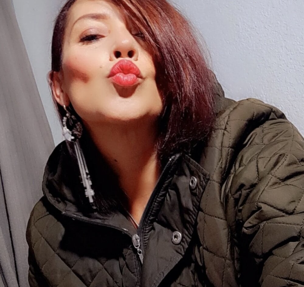 Amarantha_hank1