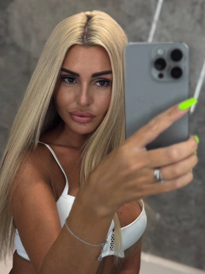 Amy_LightX