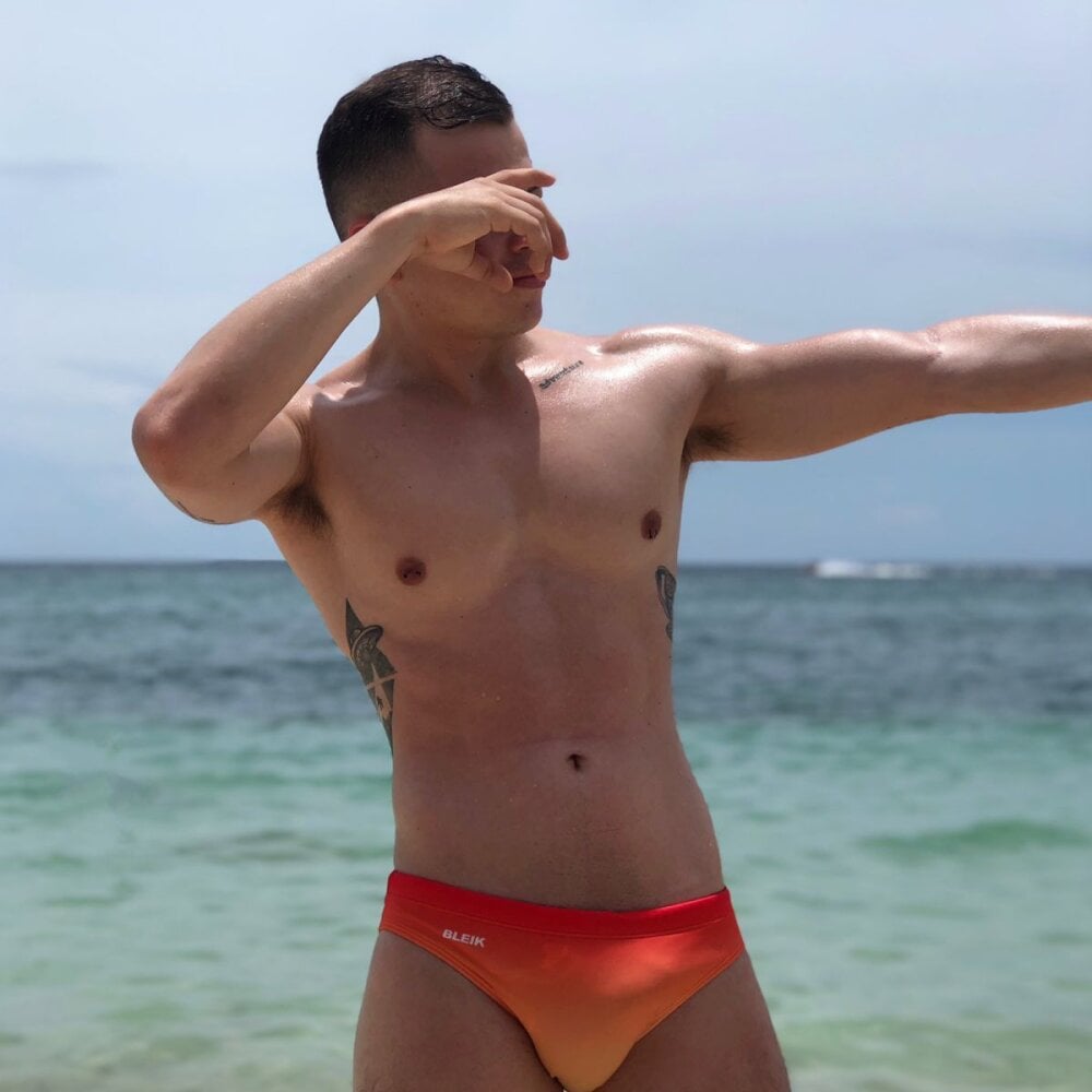 Angel_Cuervo