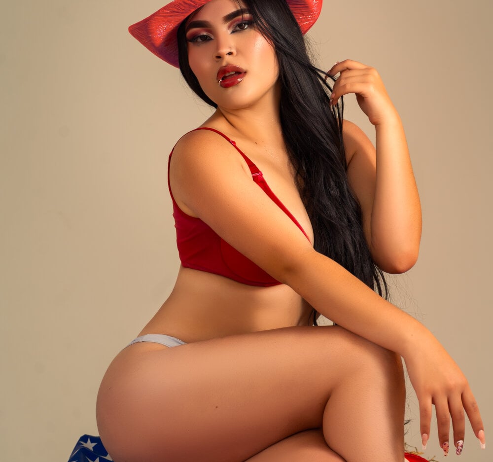 Angelica_Adams1