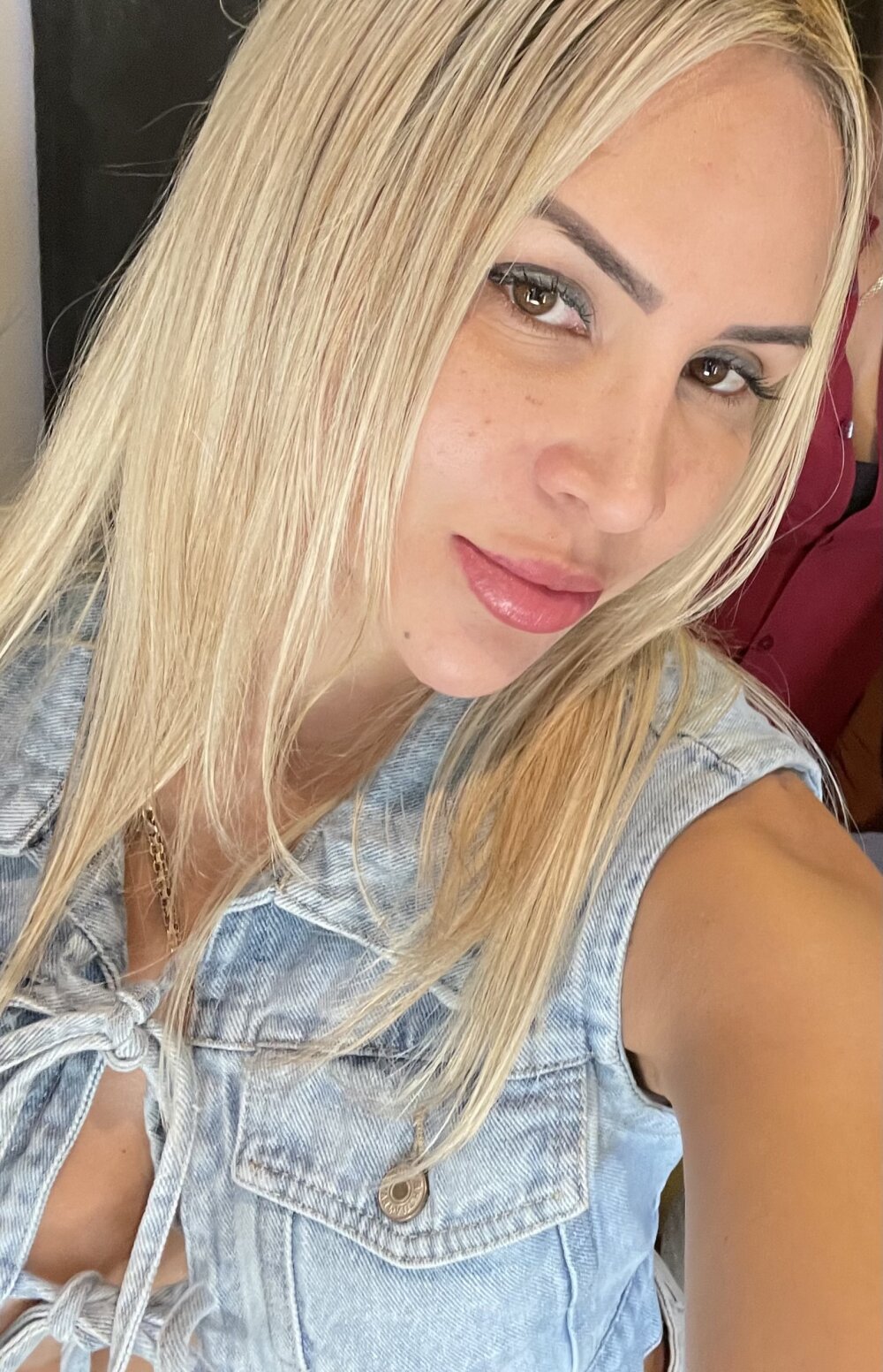 AngelySaenz