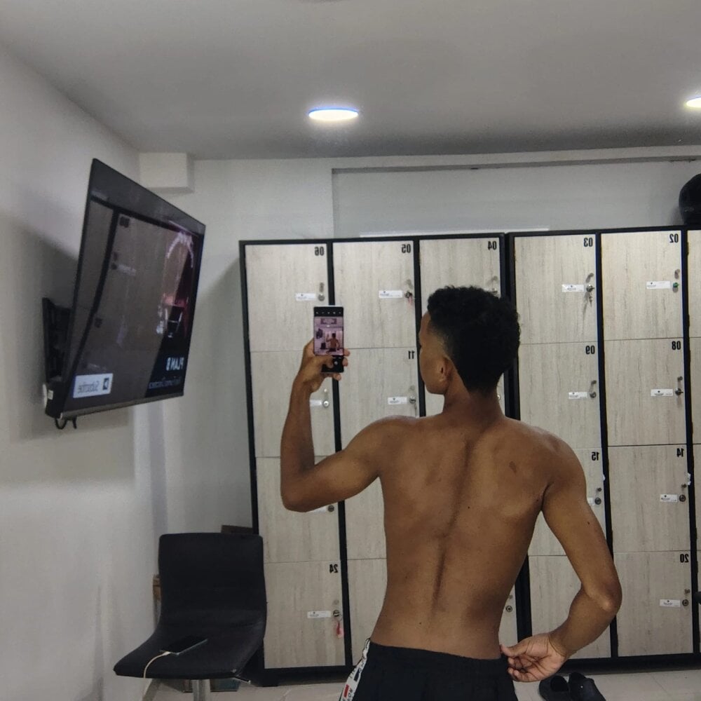 Axton_Vera1