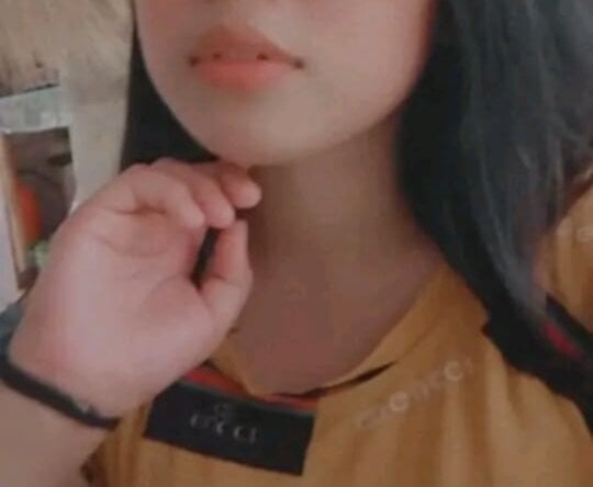 Ayesha1605