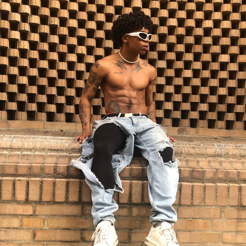 Black_Tentationx