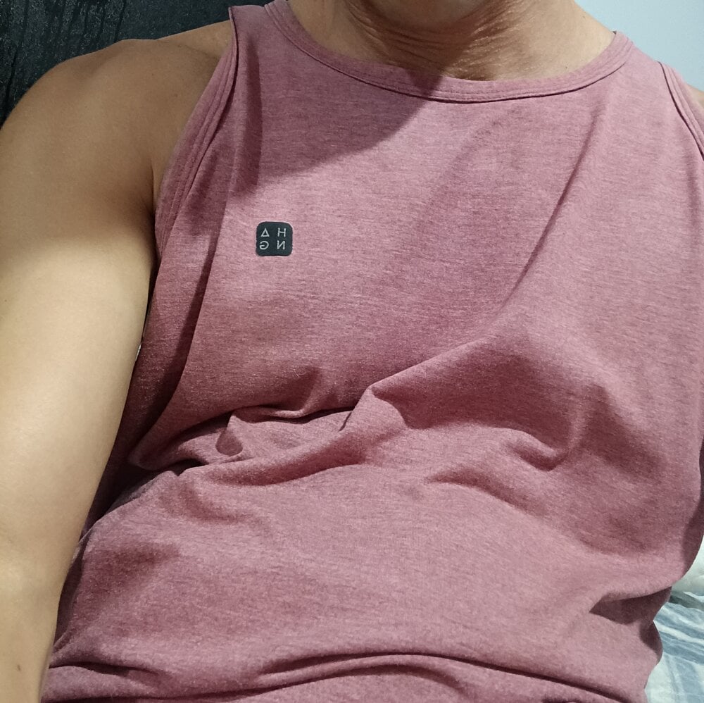 Caiostripchat