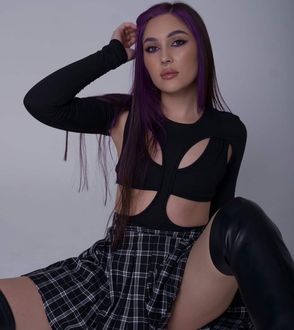 CarolineGuthrie