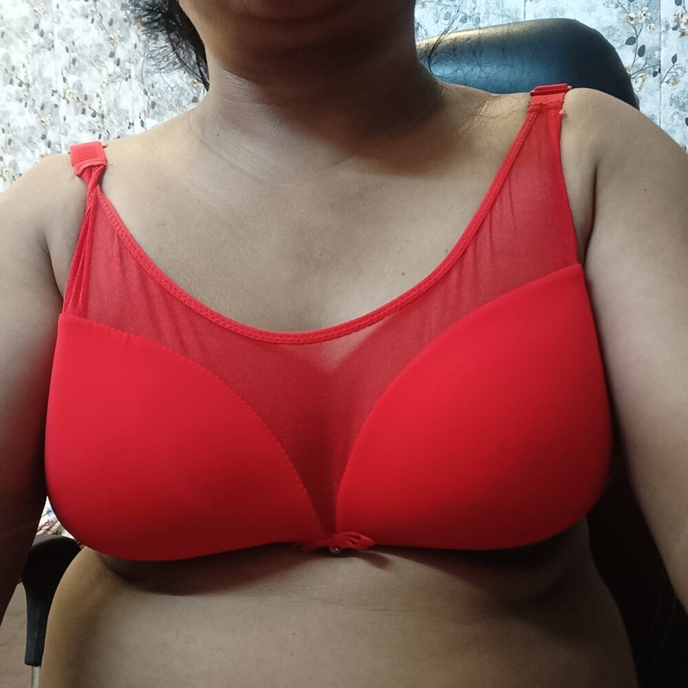 Cute-Janvi20