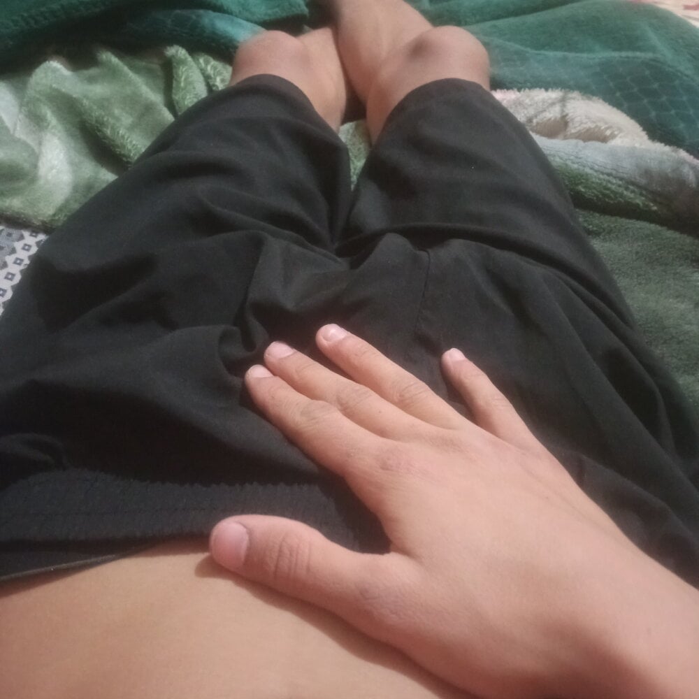 D09754