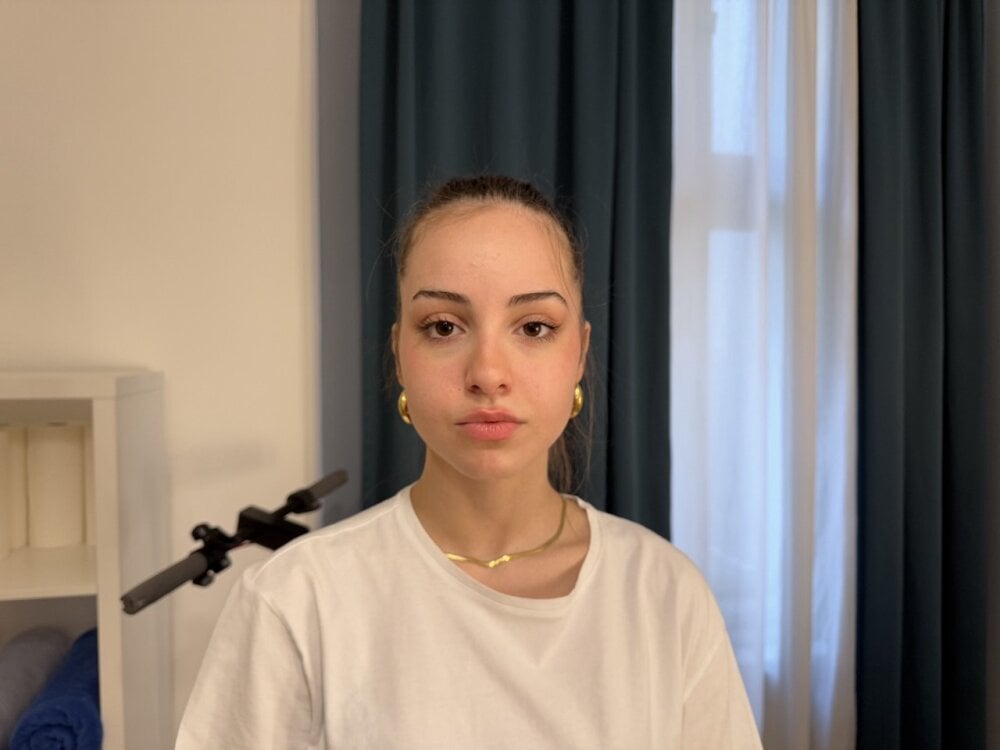 Emily_Cartterr