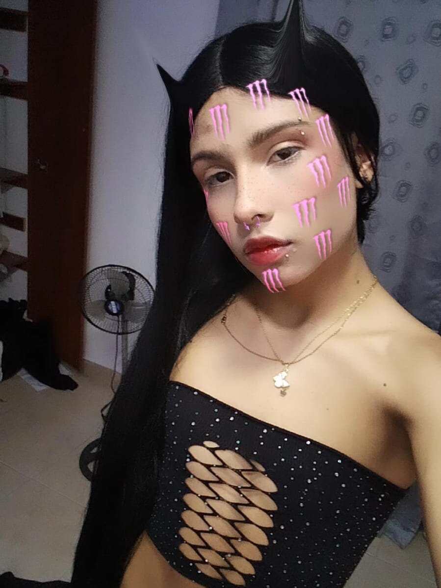 Emilyhottx