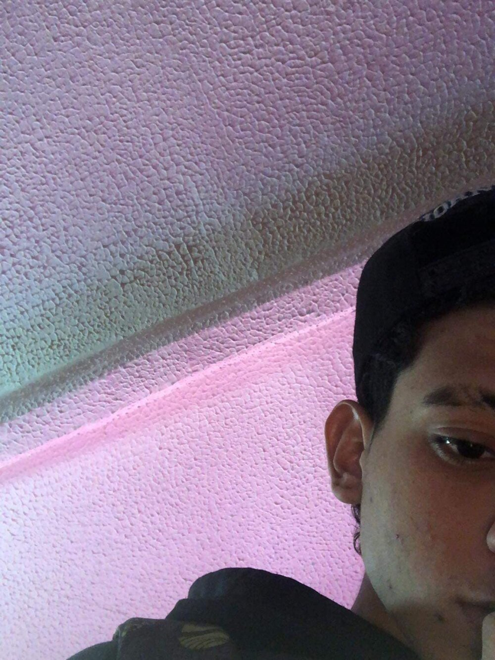 Handsome_whiite