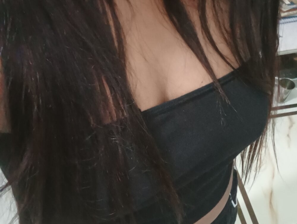 HotAishaa
