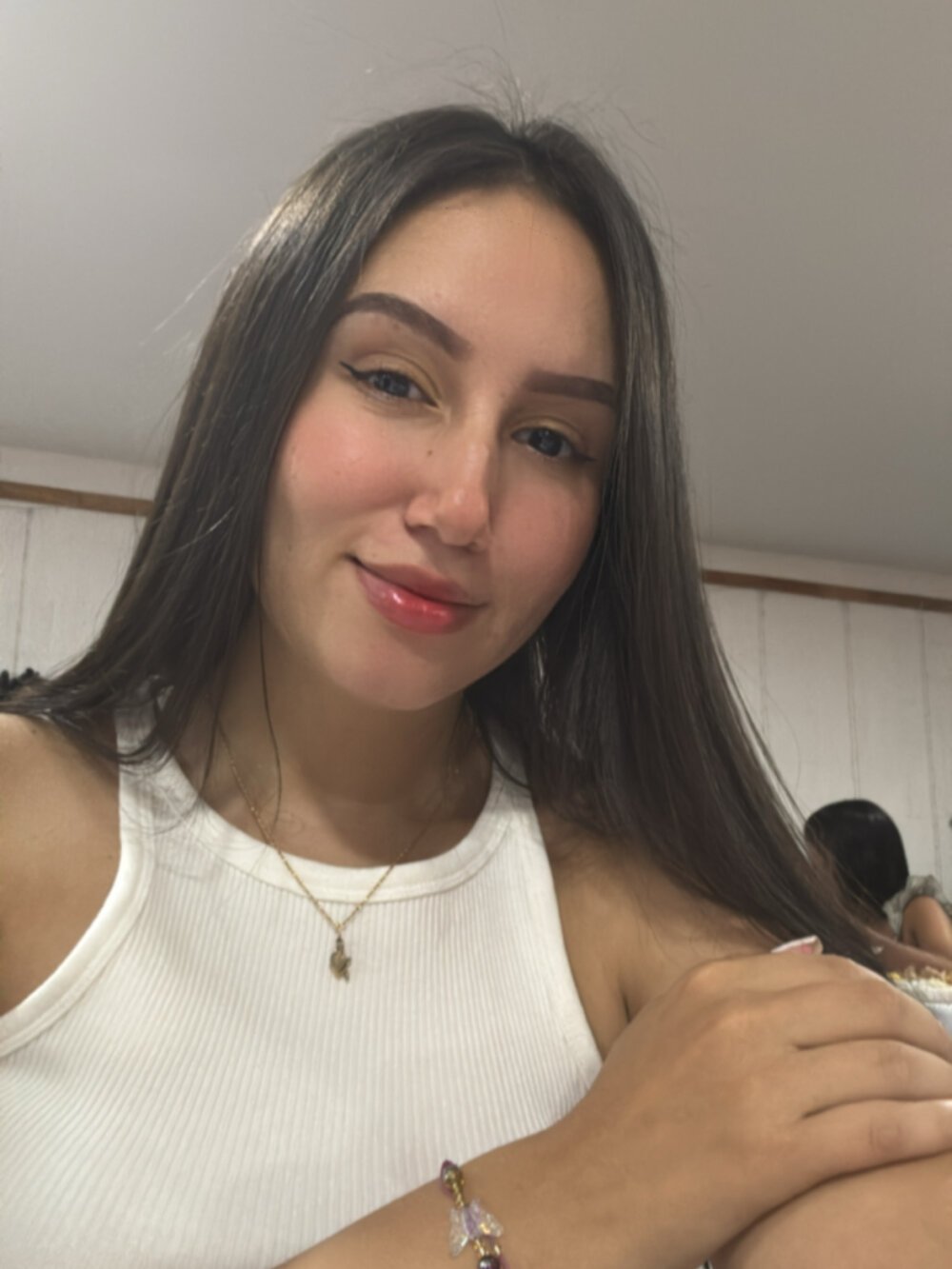 Jullya_x