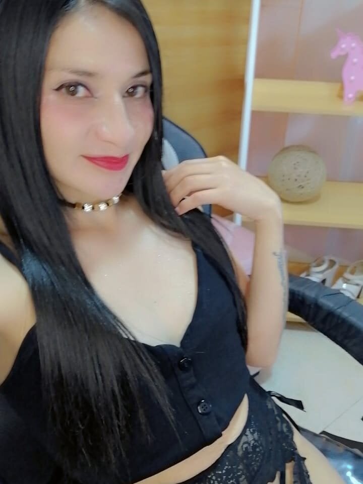 Karla_Jhonnes