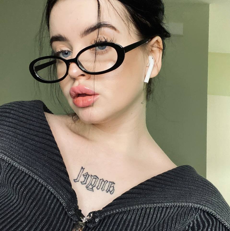 LOVELY_BETTY_Q