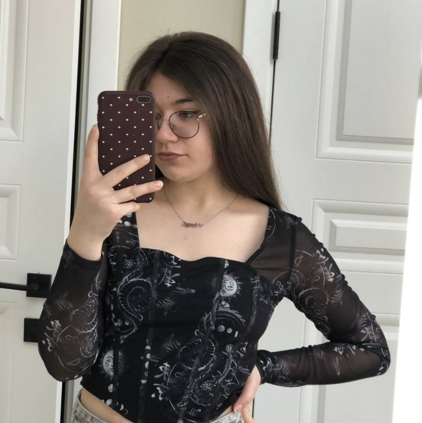 LilianJones_