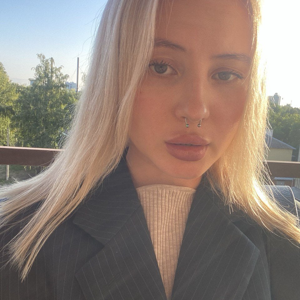 Lilly_lllll