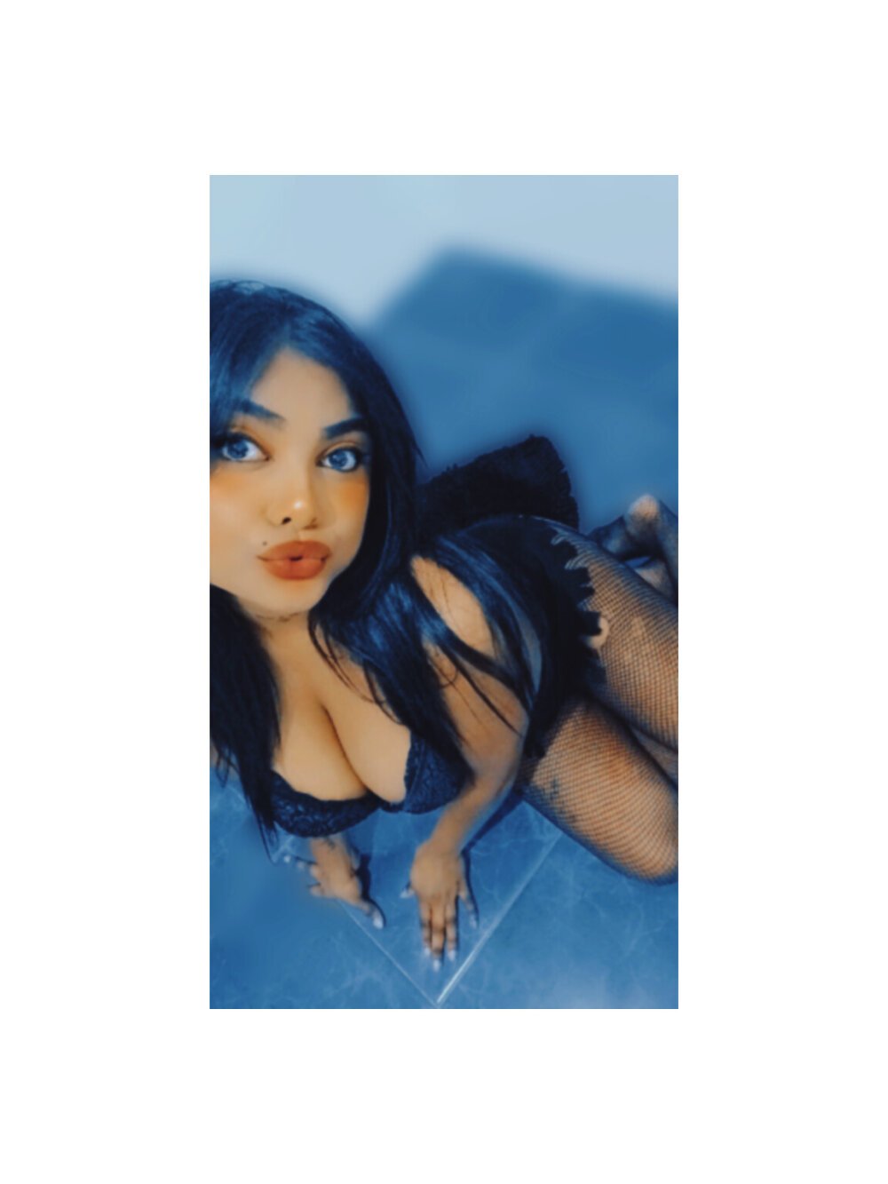 LustyRose2_3