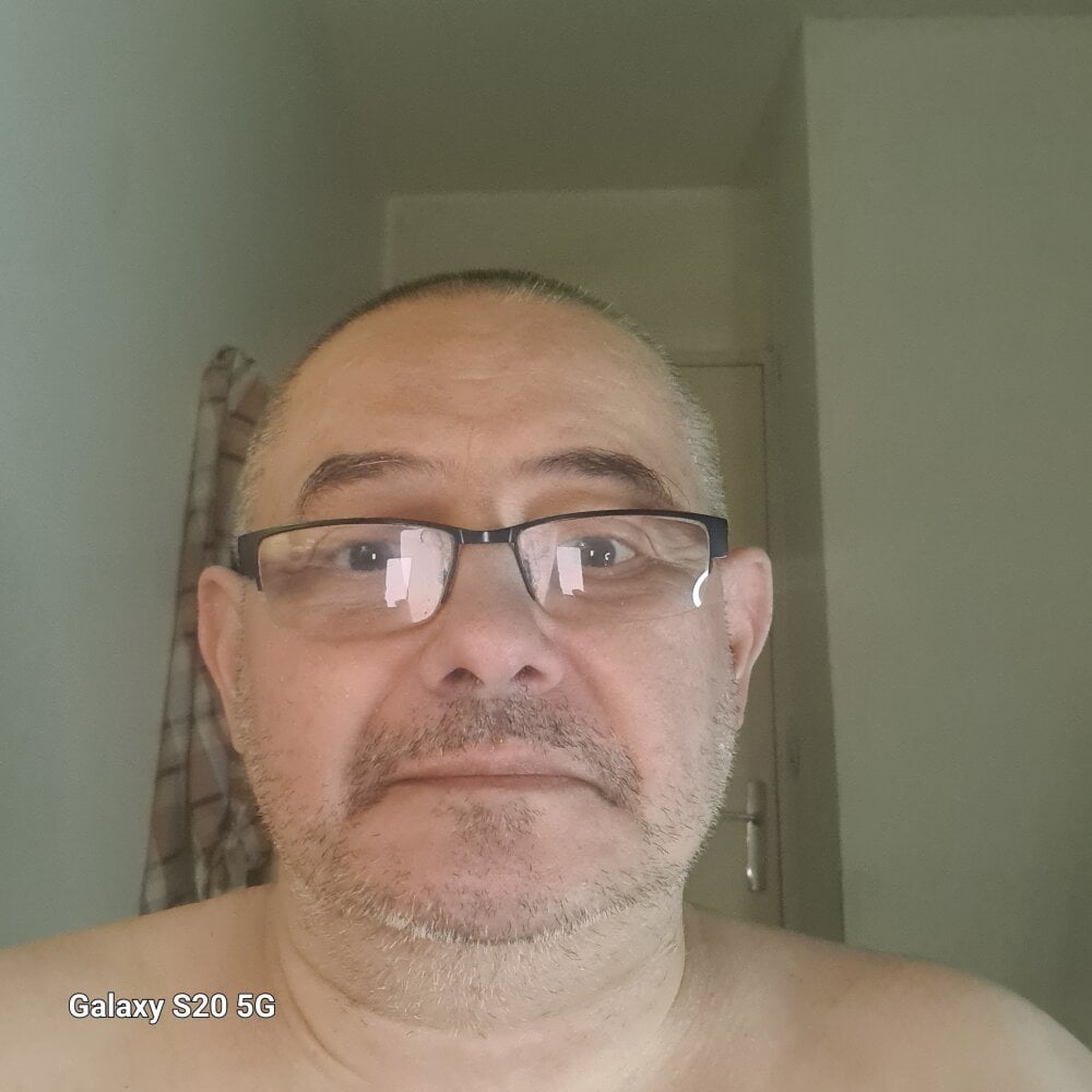 Marlon92700