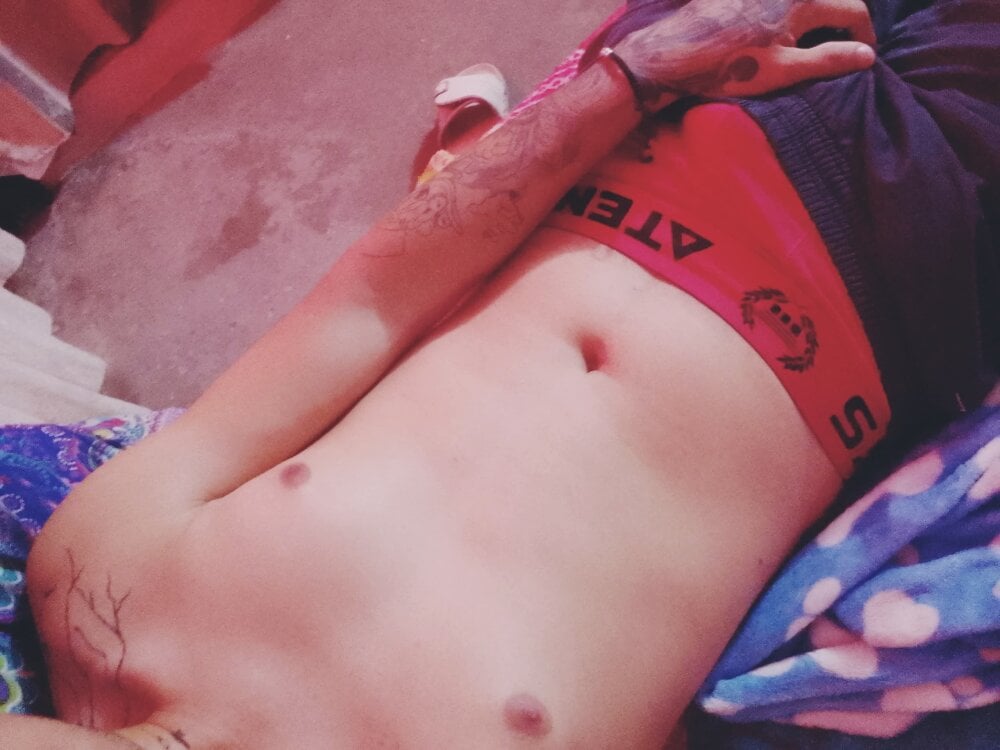 Max_hot_boy