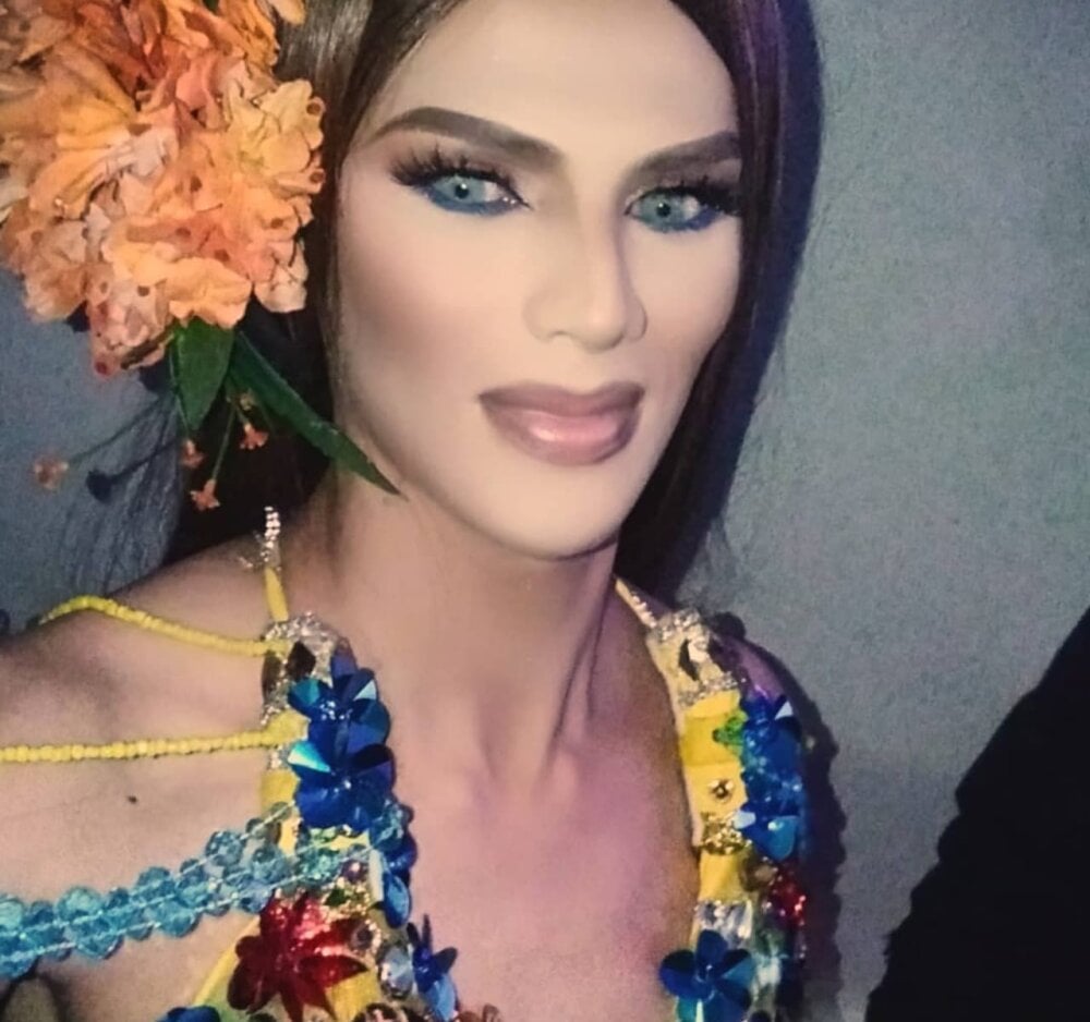 MiaColushy