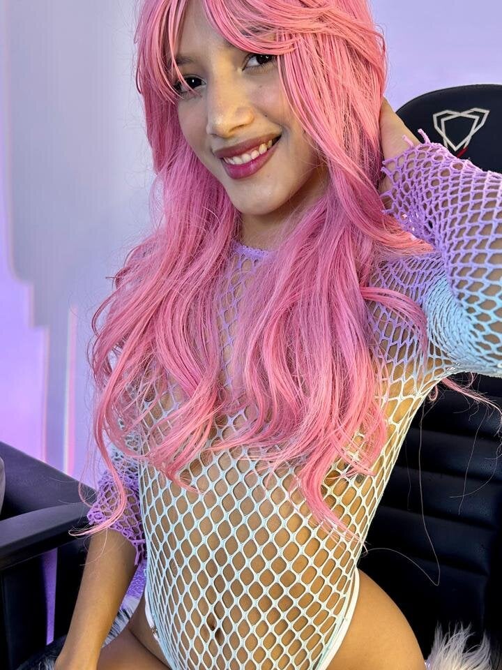 Mia_Onlys