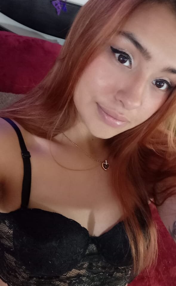 Miah_Jones_r