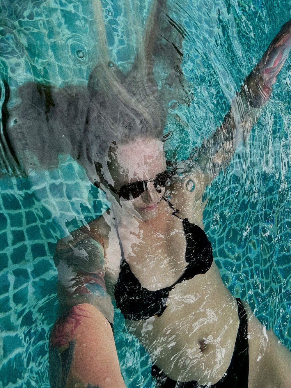 NakedFlowerElena