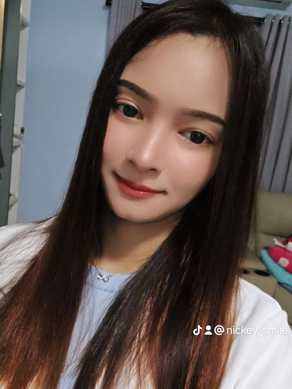 Natural_Asian_Girl