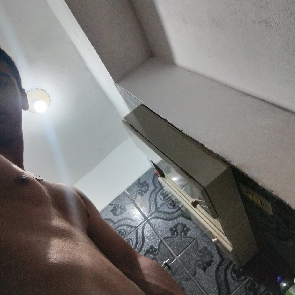 Nick02937