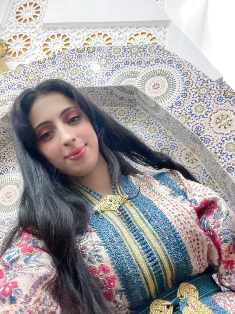 Noura69