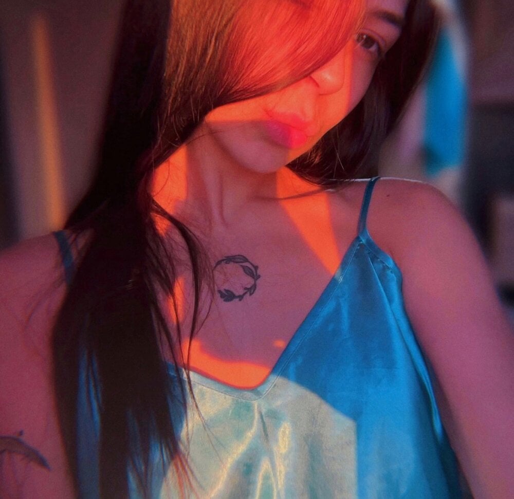 Rachel_Sharp