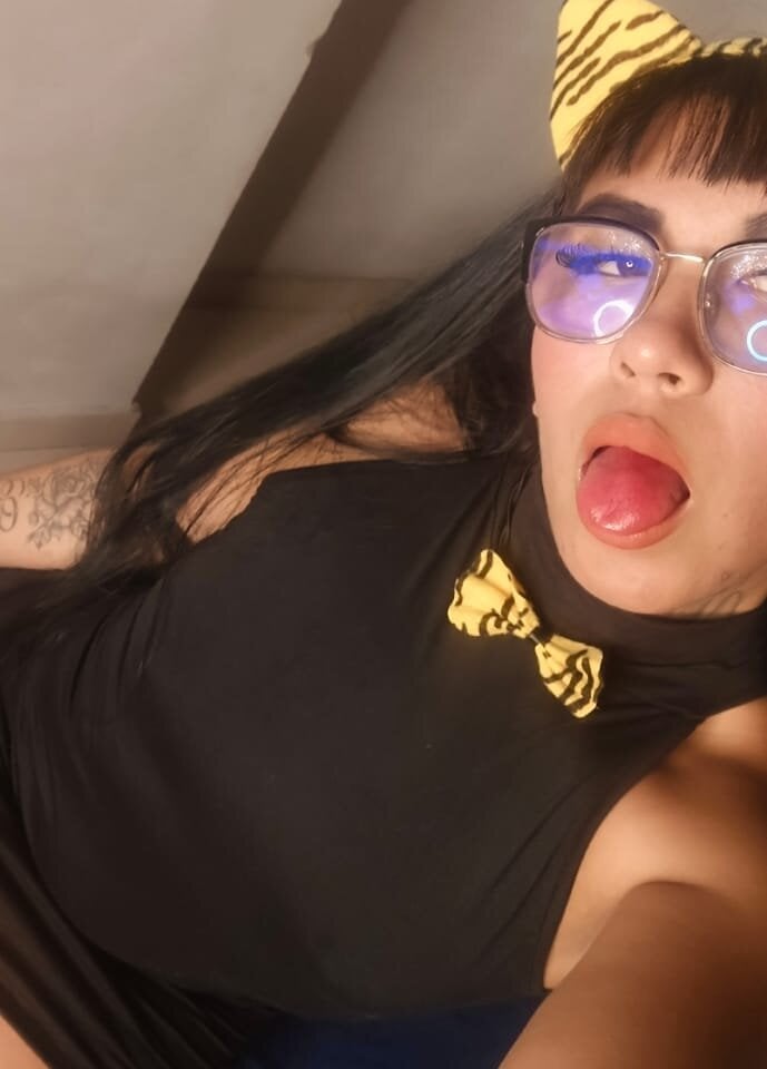 Scarlett_Walker_Bms