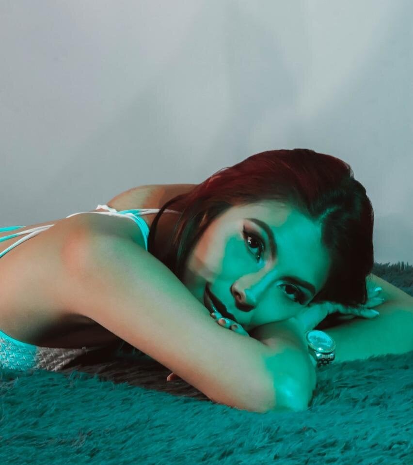 Selenakyle92_