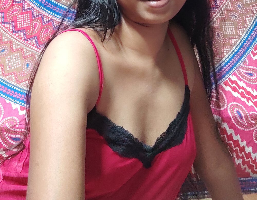 Sexy_Rani69