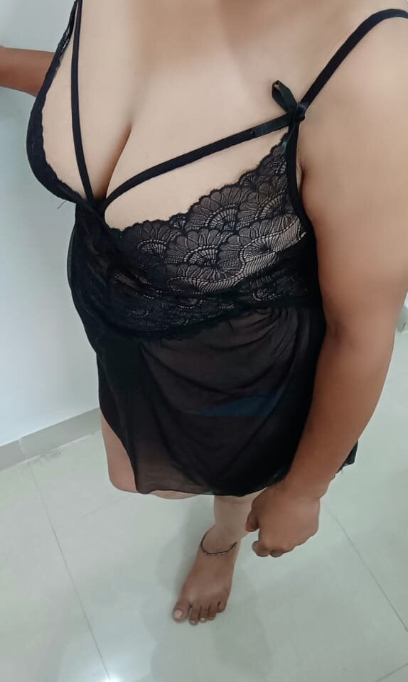 Sexy_bhabi143
