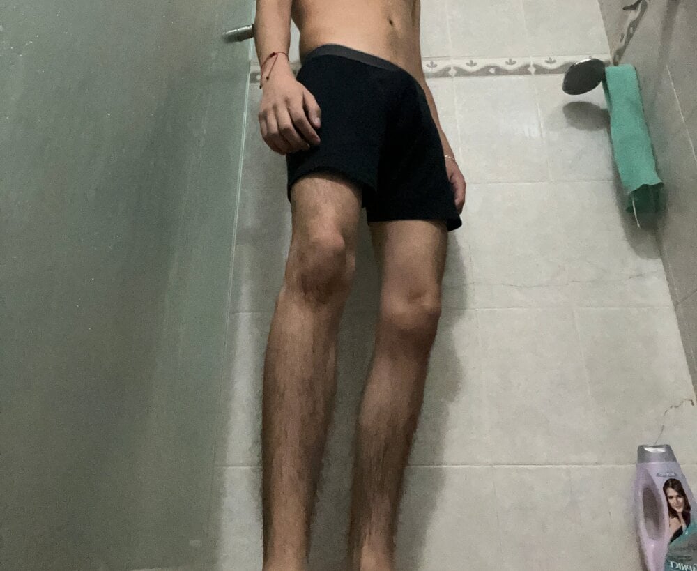 Skinny_Longhair