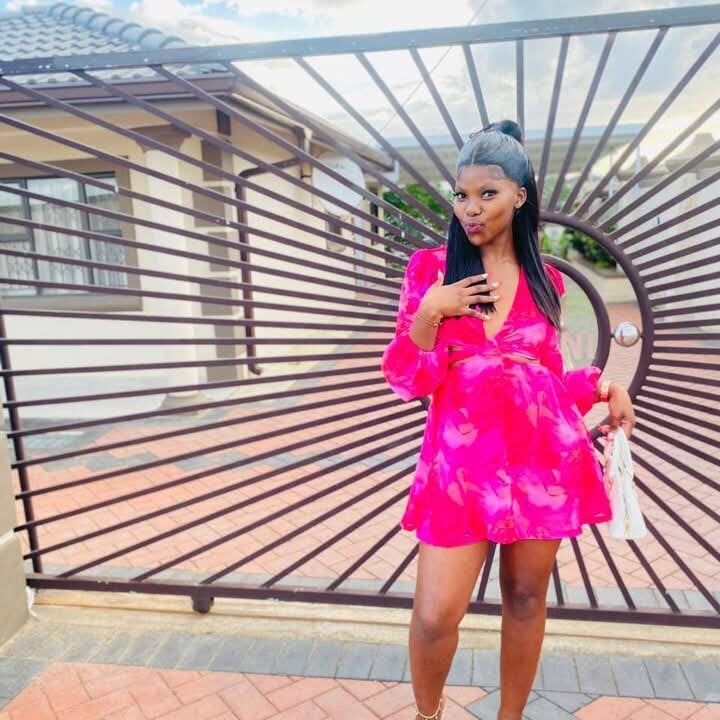 Slim-Ebonie