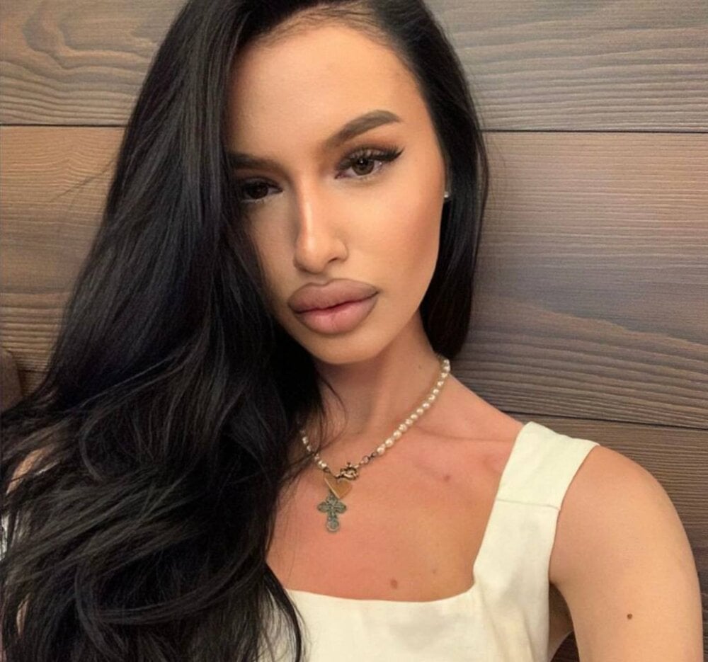 Snow_WhiteeeX