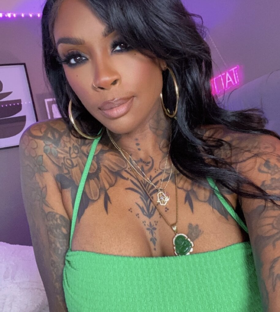 Tatted_Queen