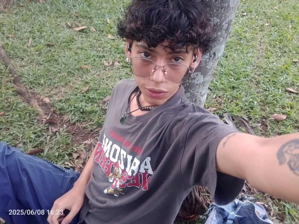 Thedoll_ethan7