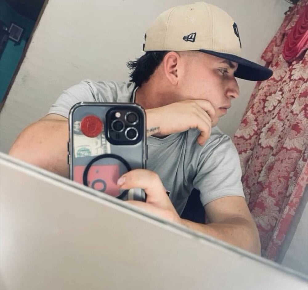 Wyatt_Garcia