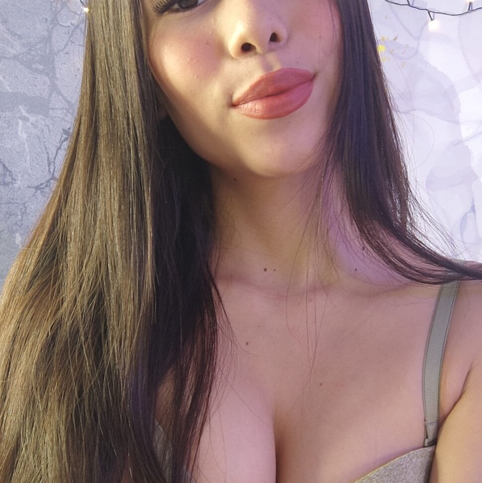 ZaaraHot