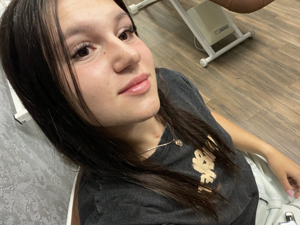 bellaelya
