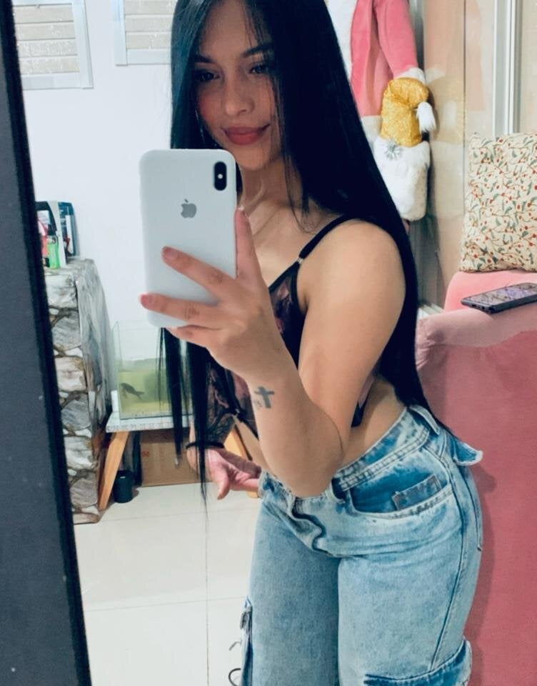 chleo_tay