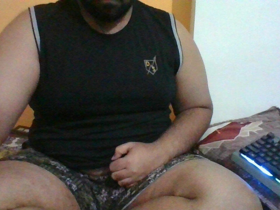 chubby_exhibitionist