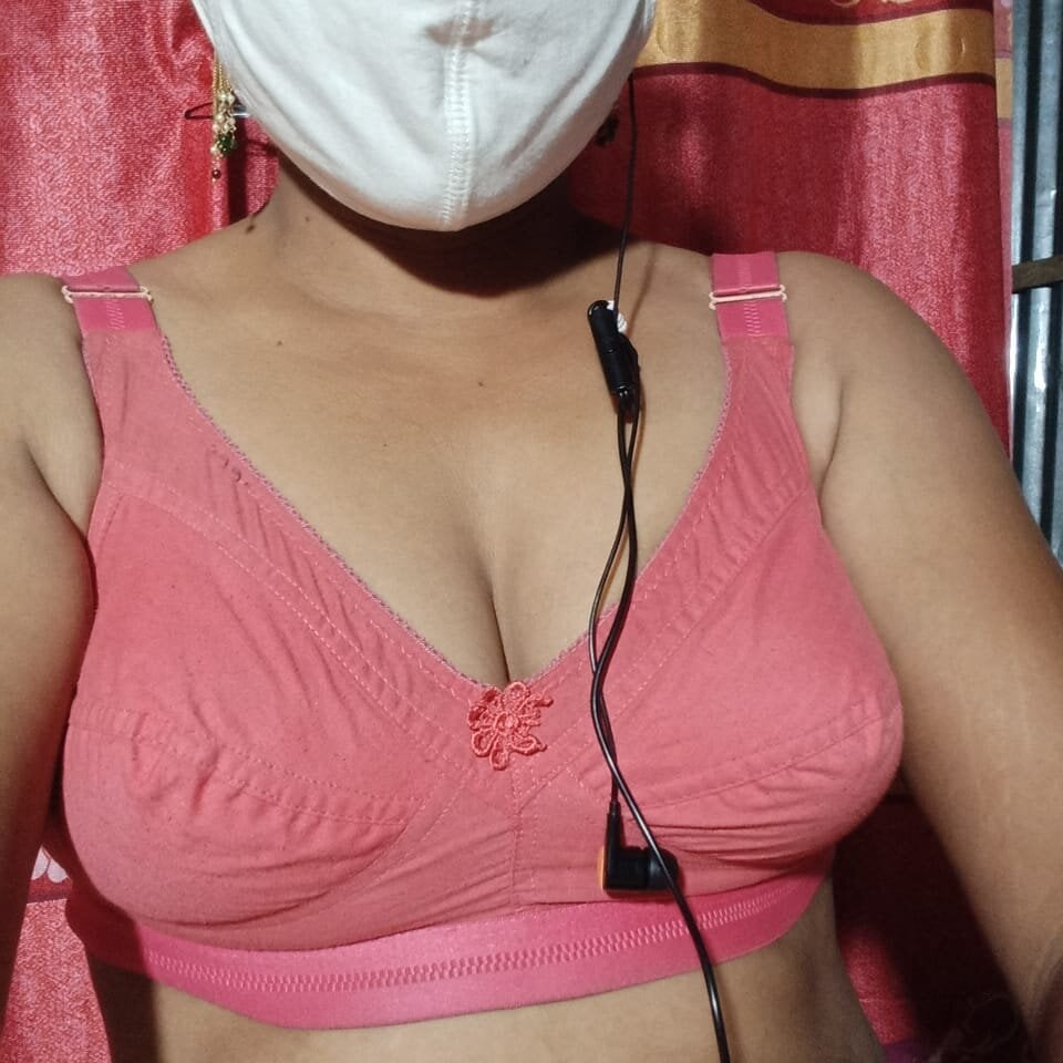 hot_dipika07