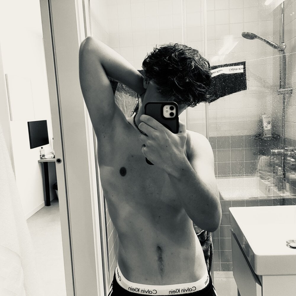 luca_twink277