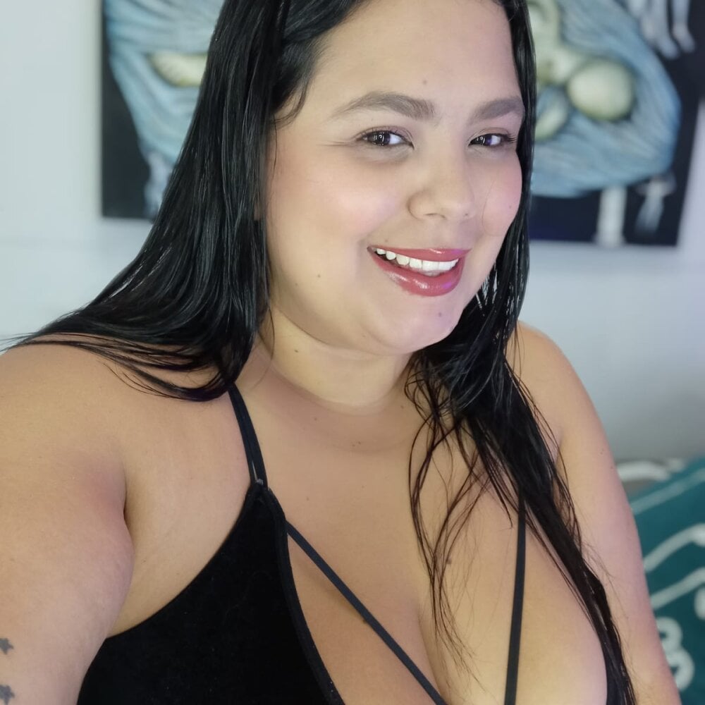 mavye_boobs